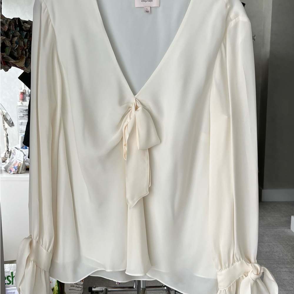 Cinq a Sept Cream Tie Front Blouse